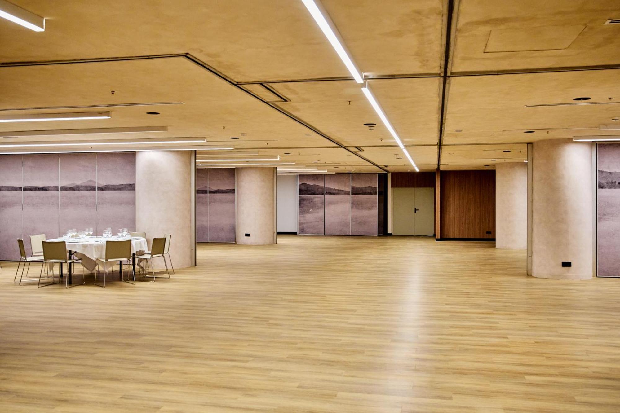 Novotel Valencia Lavant Bagian luar foto