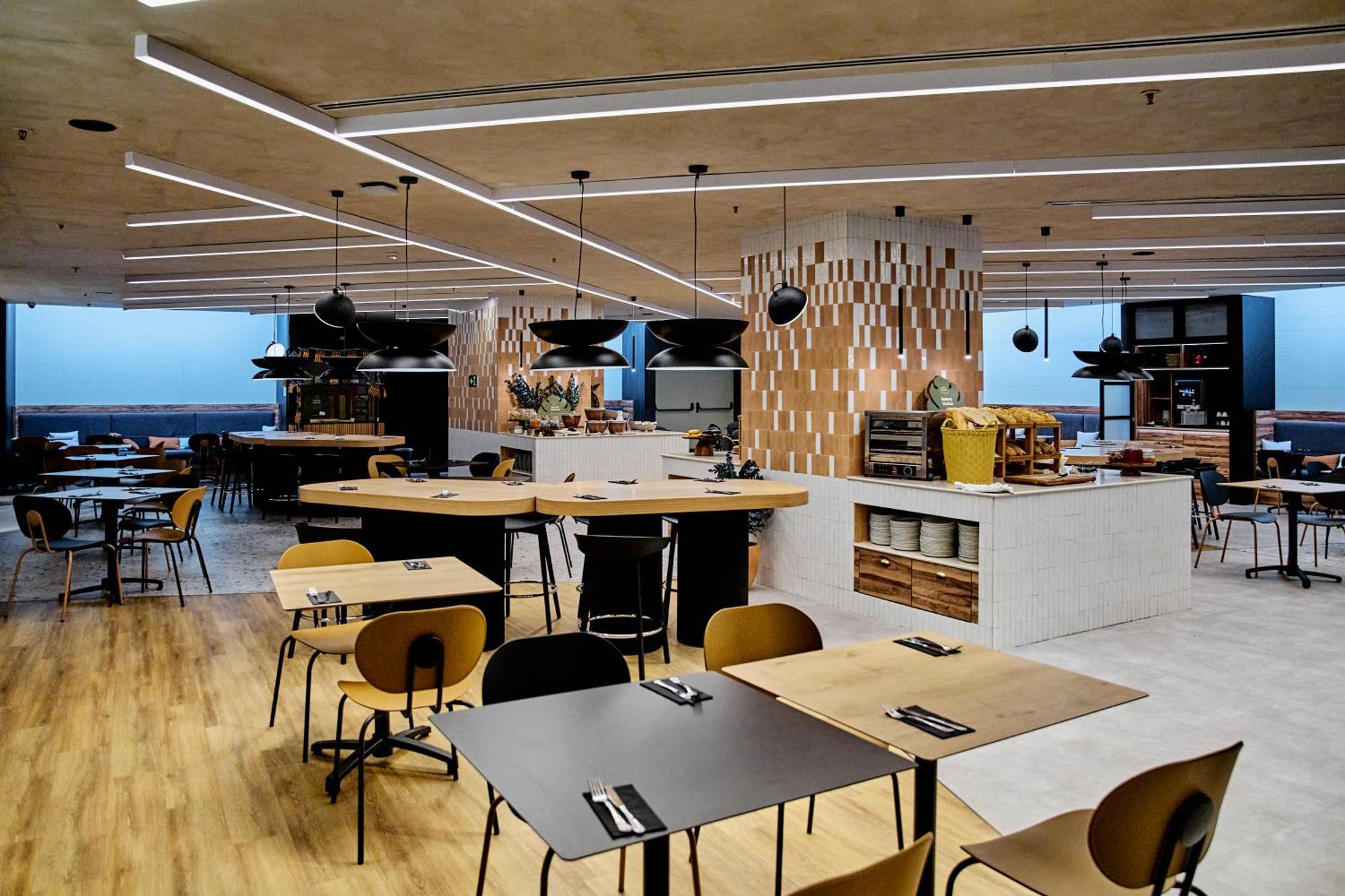 Novotel Valencia Lavant Bagian luar foto