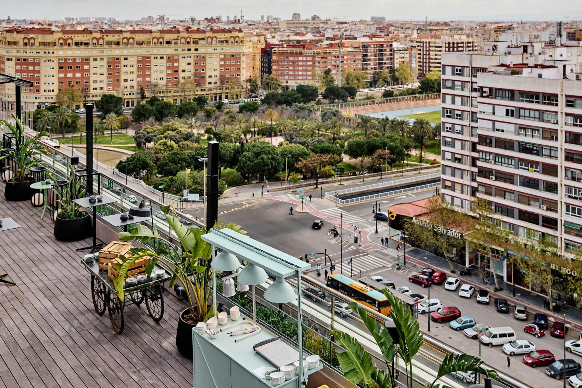 Novotel Valencia Lavant Bagian luar foto