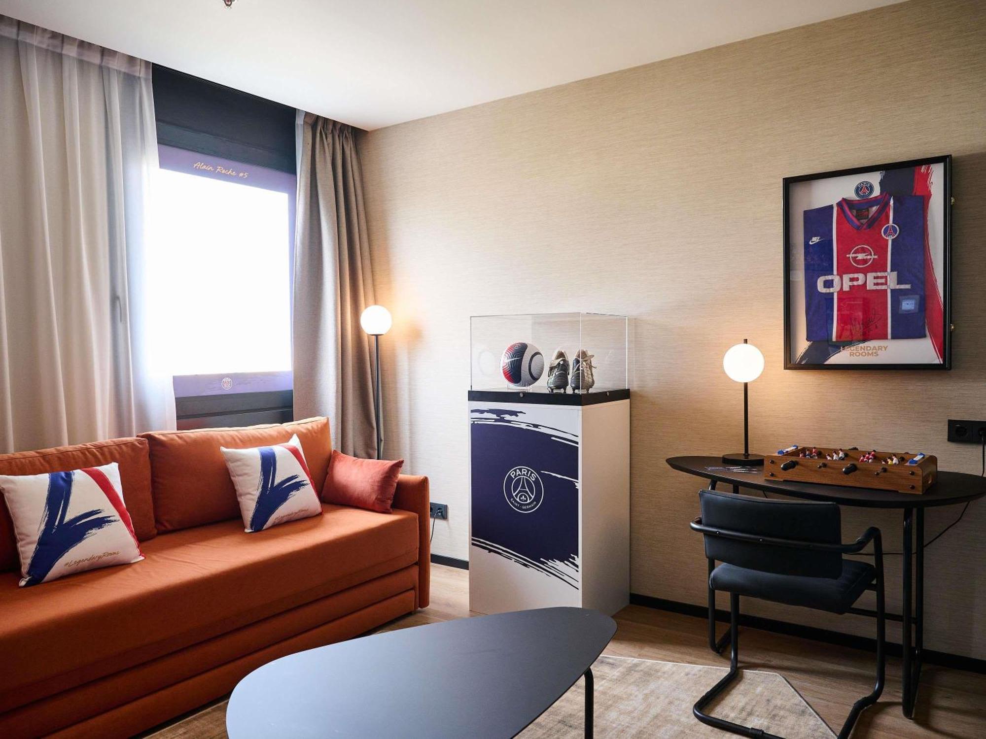 Novotel Valencia Lavant Bagian luar foto